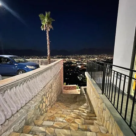 别墅 Vila Elezi 2