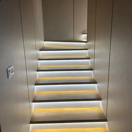 Vila Elezi 2 别墅